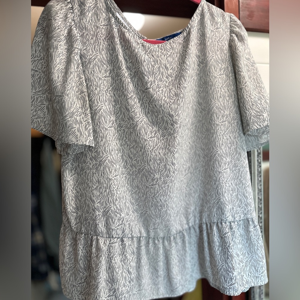 White and Black Patterned Short Sleeve Blouse